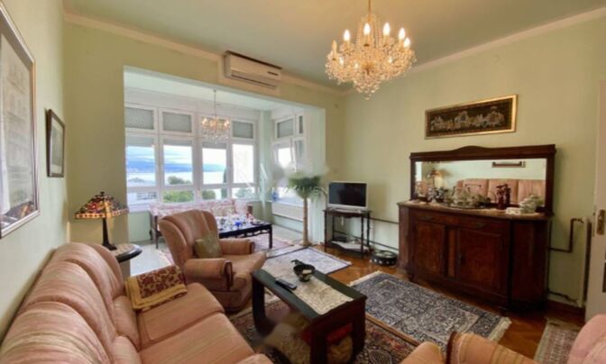 Четырёхкомнатная квартира в центре Опатии