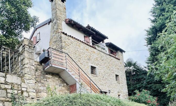 Дом, Святой Петер