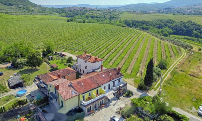 Дом, Нижние Шкофие