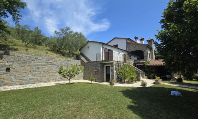 Дом, Пуче, Драгонья