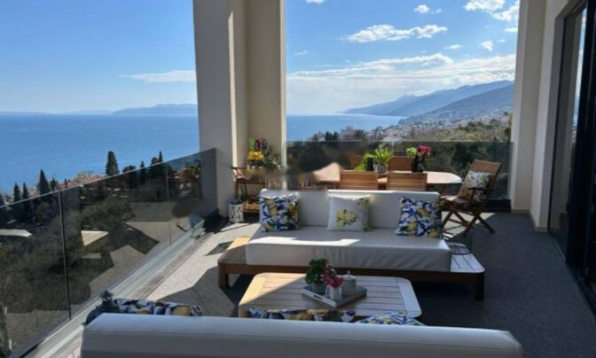 Четырехкомнатная квартира в центре Опатии