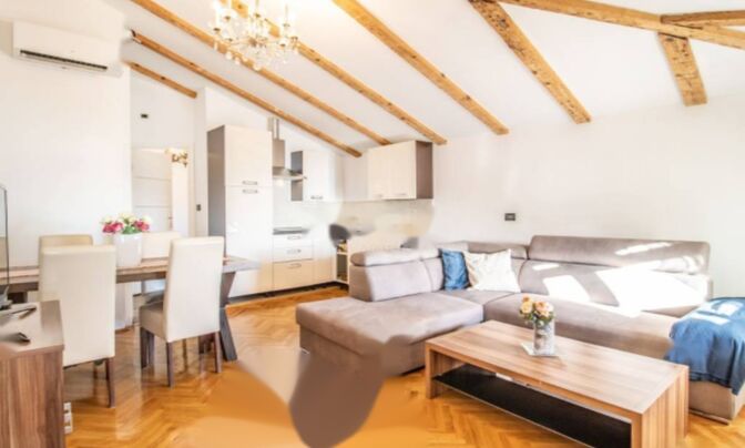 Трехкомнатная квартира в центре