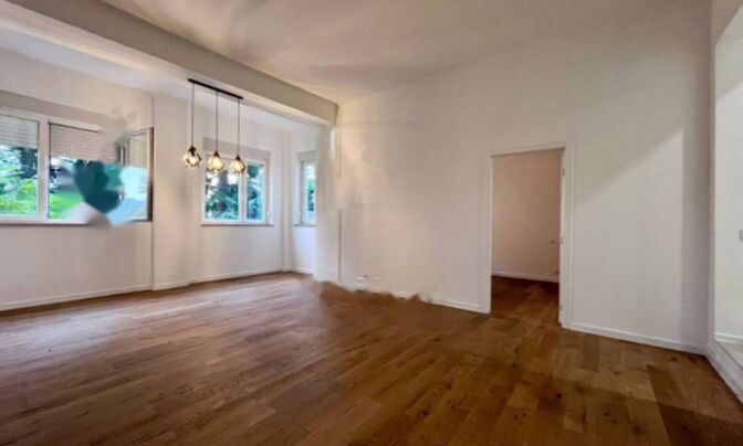 Четырёхкомнатная квартира Центр