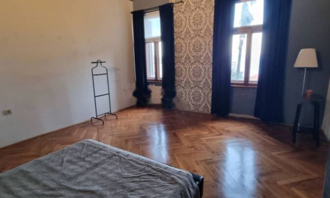 Четырёхкомнатная квартира, Центр, Опатия