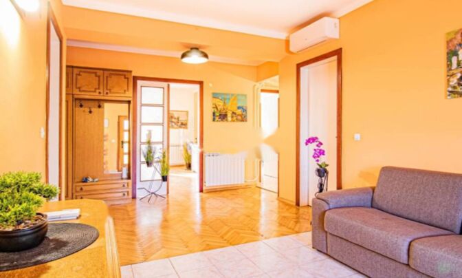 Четырехкомнатная квартира центр