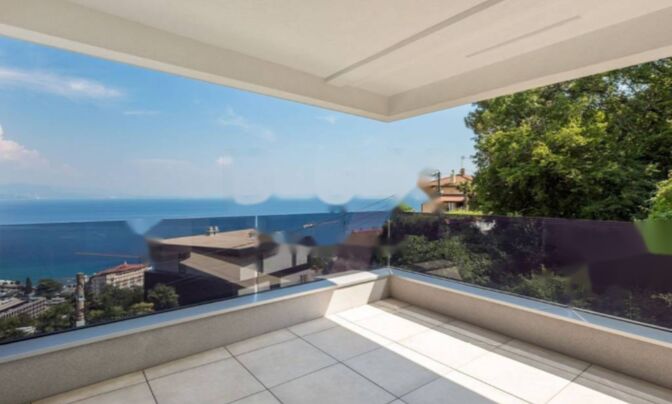 Трехкомнатная квартира в центре