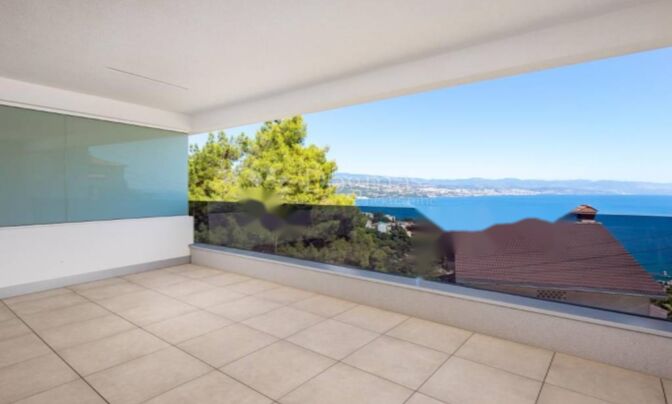 Трехкомнатная квартира центр