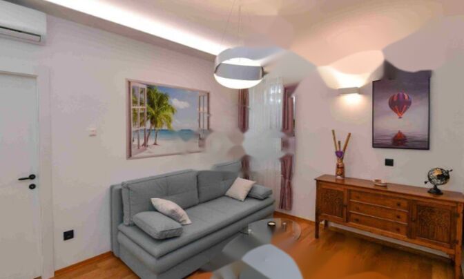 Двухкомнатная квартира, Опатия