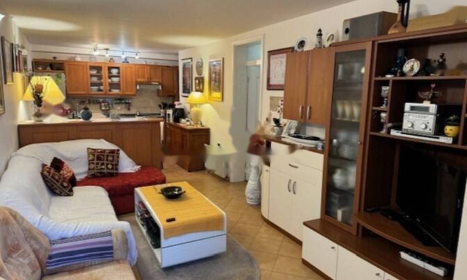 Трехкомнатная квартира, Центр