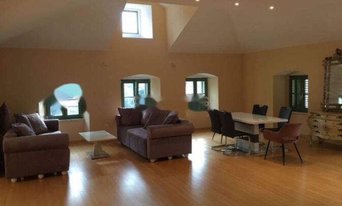 Трехкомнатная квартира в центре