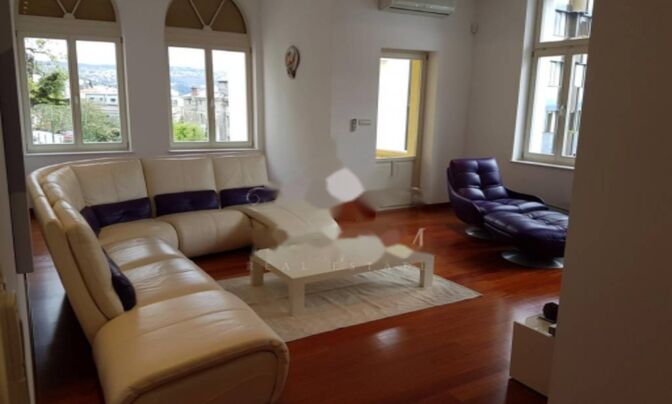 Трехкомнатная квартира Центр