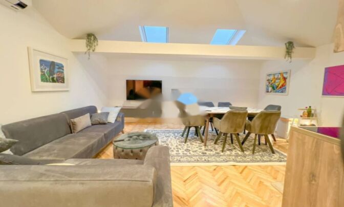 Трехкомнатная квартира, Центр