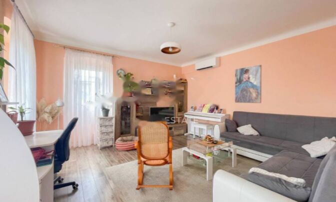 Трёхкомнатная квартира в центре