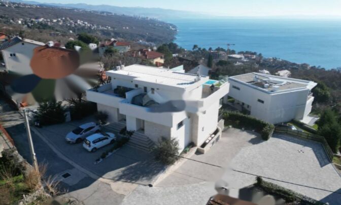 Семейный дом 241 м², Центр