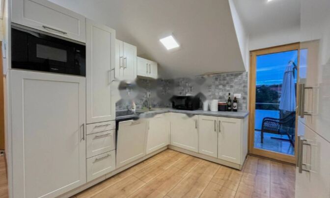 Трехкомнатная квартира, Центр