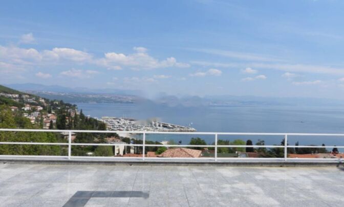 Семейный дом 691 м², Центр Опатия