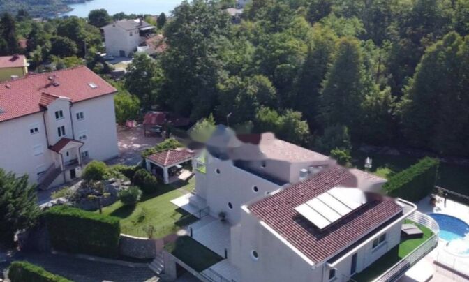 Семейный дом 400 м² в Центре