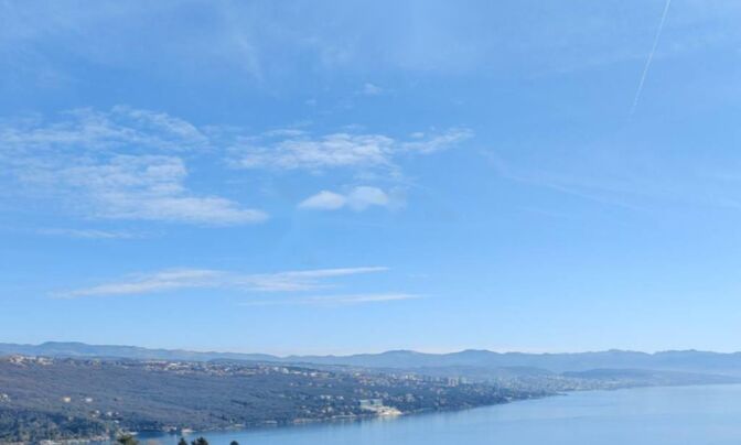 Двухкомнатная квартира, Опатия