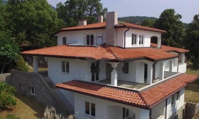 Семейный дом 600 м² в Опатии