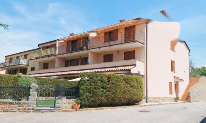 Четырехкомнатная квартира Новое Плавье