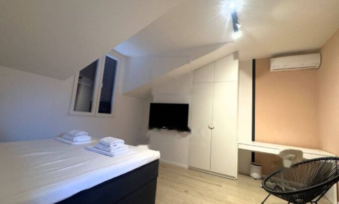 Трехкомнатная квартира, Центр