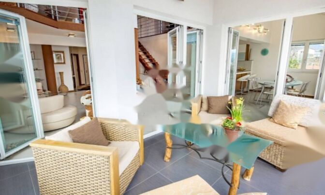 Четырехкомнатная квартира в центре Опатии