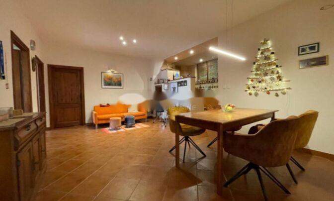 Четырехкомнатная квартира в центре Опатии