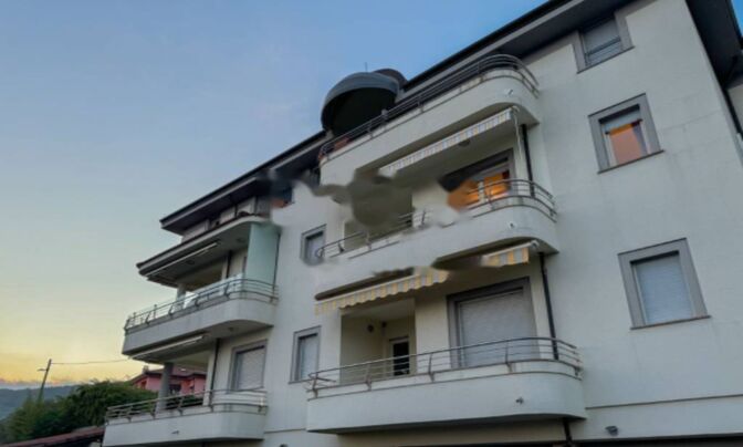 Четырёхкомнатная квартира в центре