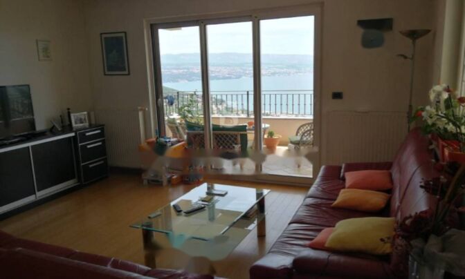 Трёхкомнатная квартира центр