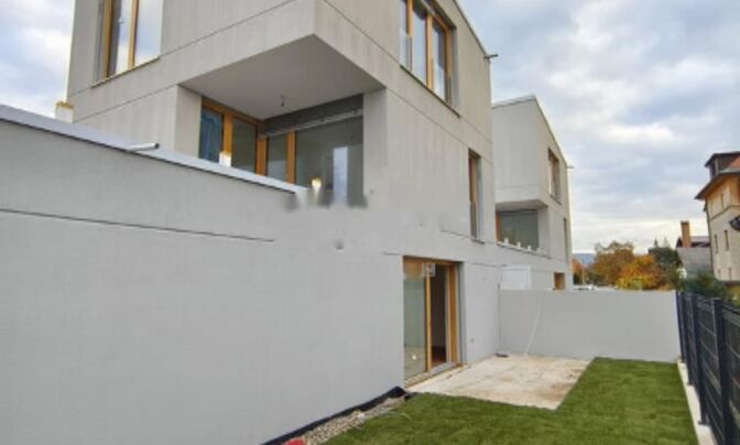 Дом с террасой Шентвид