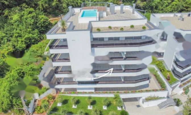 Трехкомнатная квартира в центре