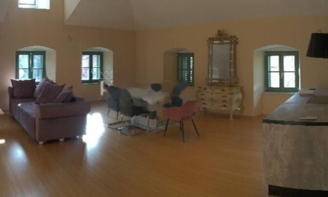 Четырехкомнатная квартира, Центр Опатии