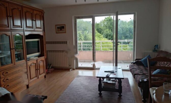 Трёхкомнатная квартира, Центр