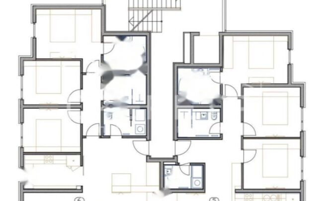 Четырехкомнатная квартира в центре