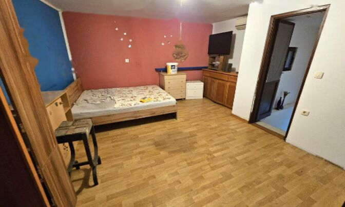 Двухкомнатная квартира в Пиране