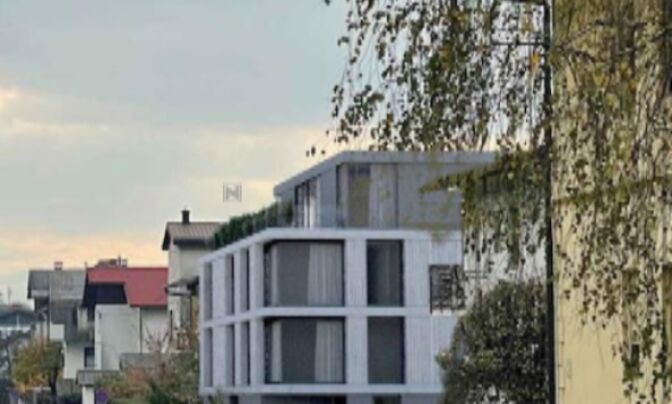 Дом, Любляна Центр, Рожна Долина