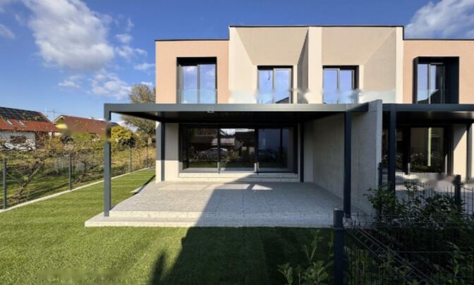 Двухэтажный дом Новое Рудник