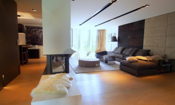 Дом, Любляна Мо́сте