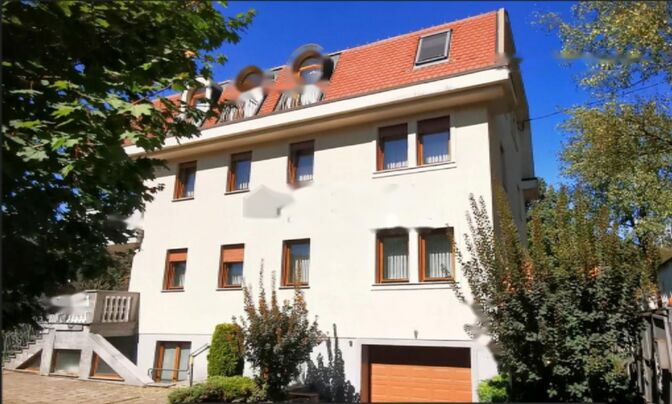 Дом, Любляна Бежиград