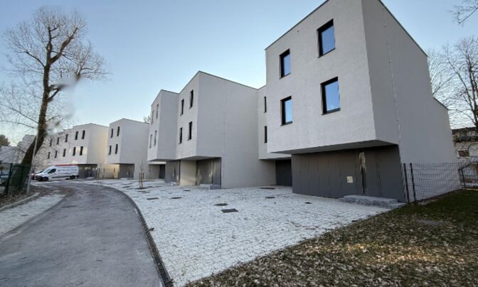 Дом с террасой в Томажичевой улице