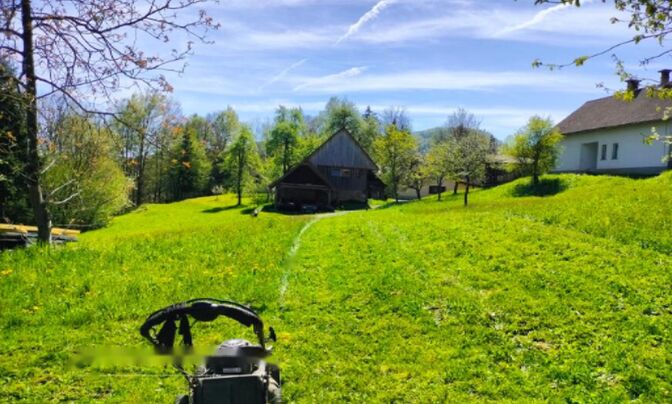 Участок, Поднарте, западная часть деревни.