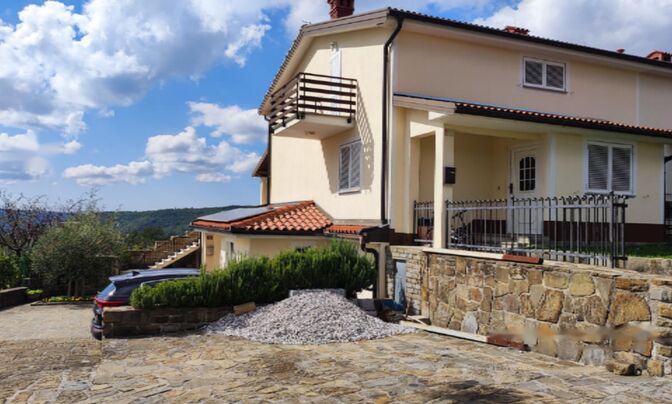 Двухэтажный дом в Марезиге