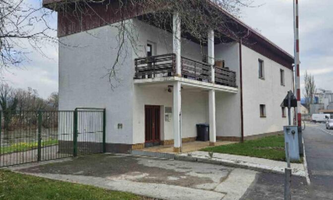 Дом в Вевче