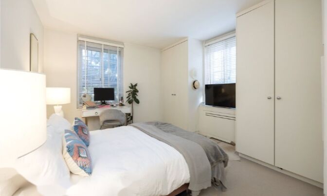 Swan Court, Chelsea Manor Street, Chelsea