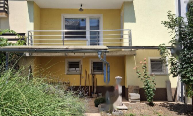 Дом с террасой в Вырховцах