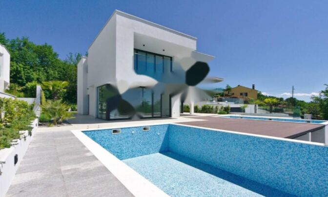 Новый дом 300 м² в центре