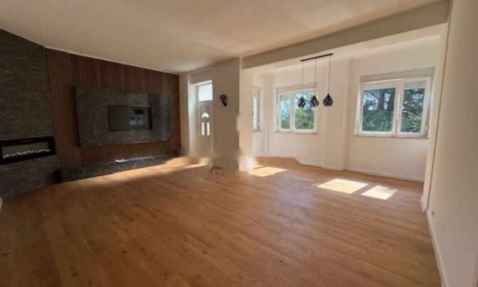 Четырехкомнатная квартира Центр