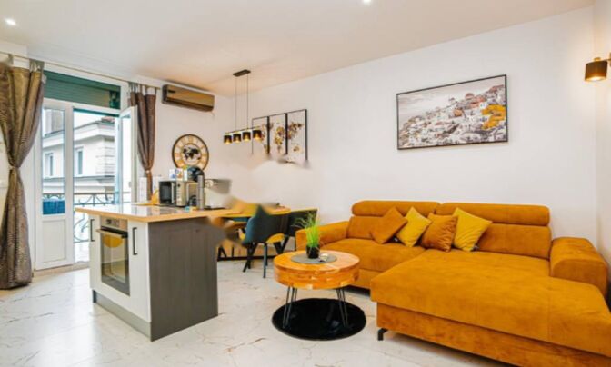 Двухкомнатная квартира в центре