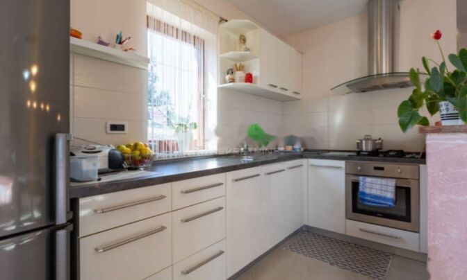 Семейный дом 340 м², Центр