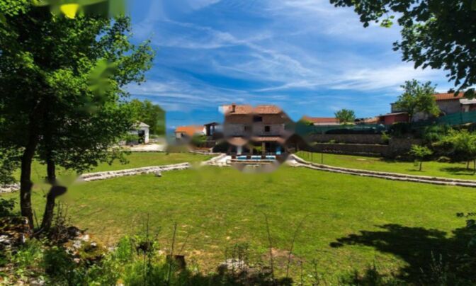 Дом 564 м² в центре Опатии